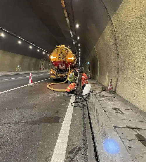 农安隧道排水渠清淤